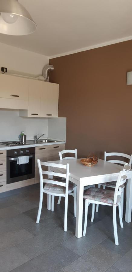 Helianthus Residence Канеро Ривиера Екстериор снимка