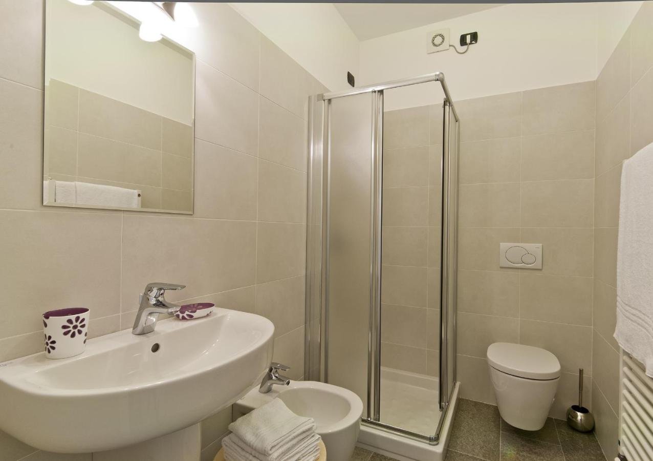 Helianthus Residence Канеро Ривиера Екстериор снимка