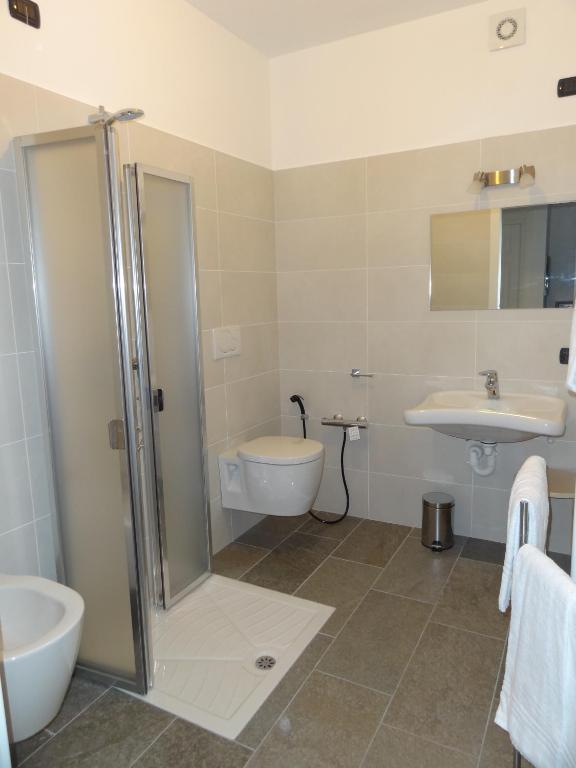 Helianthus Residence Канеро Ривиера Стая снимка