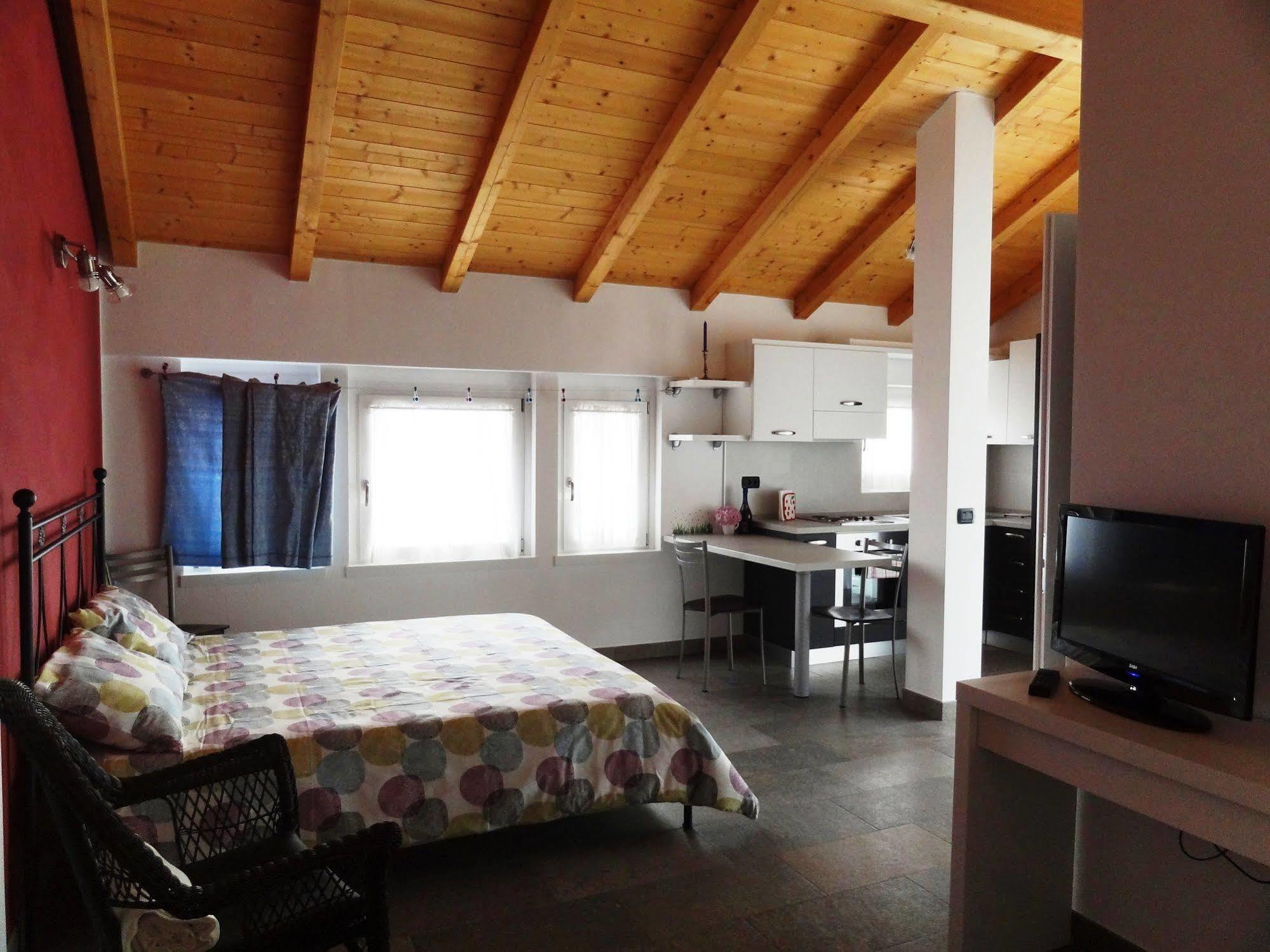 Helianthus Residence Канеро Ривиера Екстериор снимка